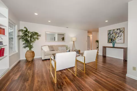 Living - 4109 Vista Way, Davis, CA 95618 photo 7 of 9