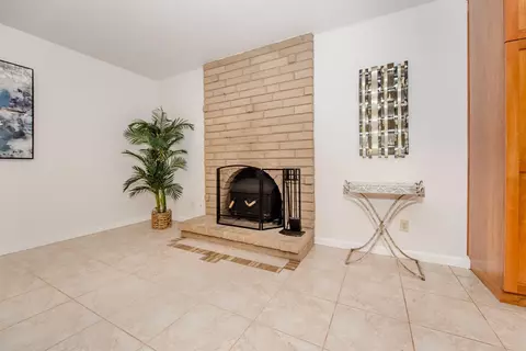 Living - 4109 Vista Way, Davis, CA 95618 photo 9 of 9