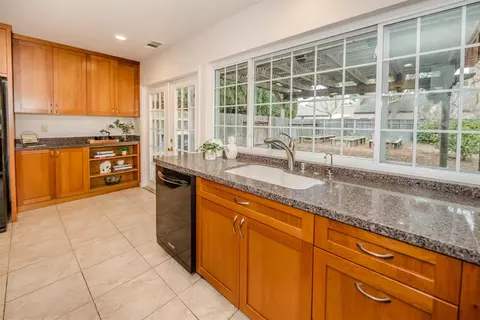 Kitchen - 4109 Vista Way, Davis, CA 95618 photo 1 of 8