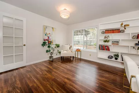 Living - 4109 Vista Way, Davis, CA 95618 photo 2 of 9