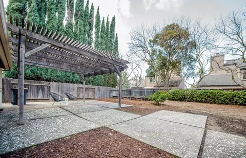 Exterior - 4109 Vista Way, Davis, CA 95618 photo 16 of 18