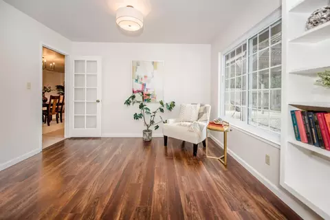 Living - 4109 Vista Way, Davis, CA 95618 photo 5 of 9
