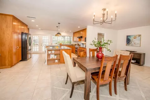 Dining - 4109 Vista Way, Davis, CA 95618 photo 5 of 6