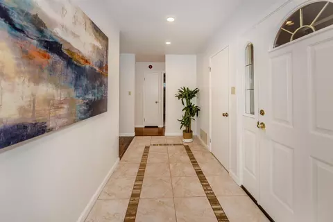Entry Way - 4109 Vista Way, Davis, CA 95618 photo 2 of 3