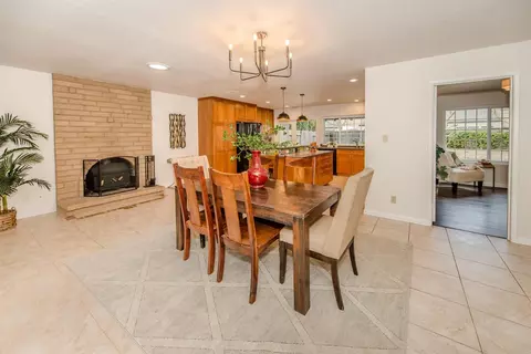 Dining - 4109 Vista Way, Davis, CA 95618 photo 4 of 6
