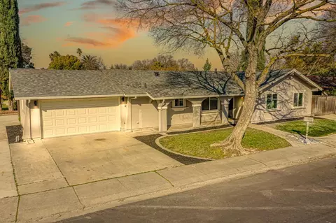 2829 Medicine Bow Dr, Modesto, CA 95355 photo 1