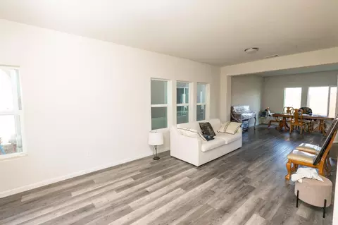 548 Barcelona Ct, Merced, CA 95341 photo 5