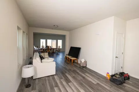 548 Barcelona Ct, Merced, CA 95341 photo 4