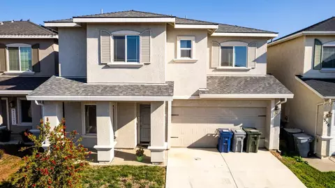 548 Barcelona Ct, Merced, CA 95341 photo 2