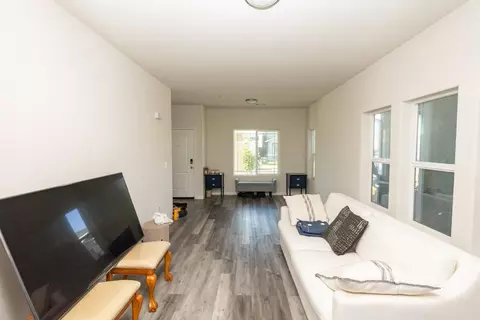548 Barcelona Ct, Merced, CA 95341 photo 6