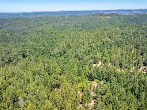 View/Area - 3065 Oregon Trail Rd, Georgetown, CA 95634 photo 9 of 11