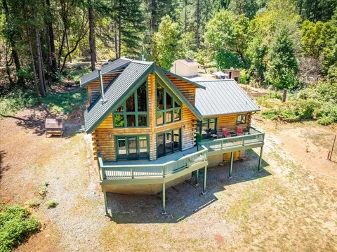 Exterior - 3065 Oregon Trail Rd, Georgetown, CA 95634 photo 5 of 37