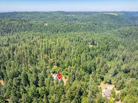 View/Area - 3065 Oregon Trail Rd, Georgetown, CA 95634 photo 8 of 11