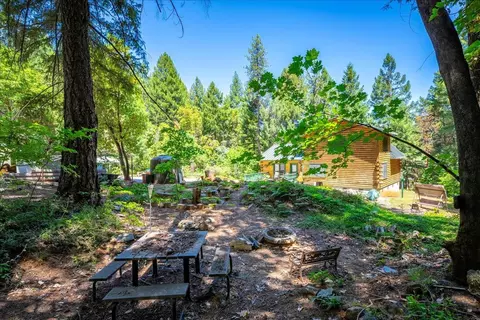 Exterior - 3065 Oregon Trail Rd, Georgetown, CA 95634 photo 27 of 37