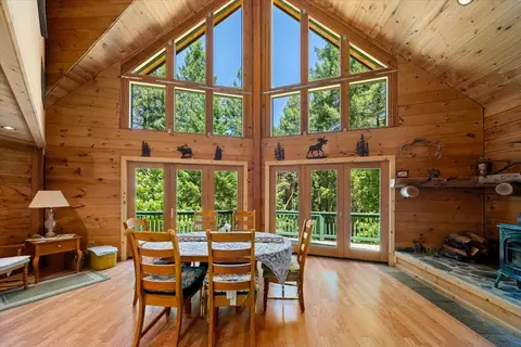 Dining - 3065 Oregon Trail Rd, Georgetown, CA 95634 photo 4 of 4