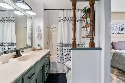 Bath - 212 N Walnut Ave, Ripon, CA 95366 photo 1 of 2