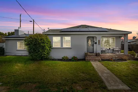 Exterior - 212 N Walnut Ave, Ripon, CA 95366 photo 11 of 11