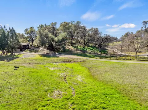 Exterior - 2690 Willow Creek Trl, Cool, CA 95614 photo 4 of 38
