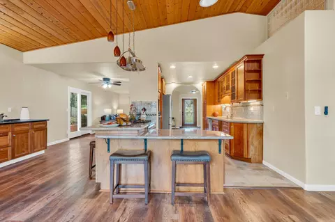 Kitchen - 2690 Willow Creek Trl, Cool, CA 95614 photo 5 of 8