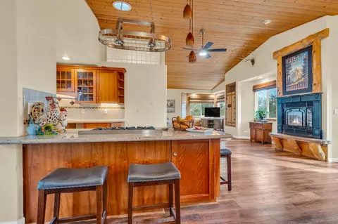 Kitchen - 2690 Willow Creek Trl, Cool, CA 95614 photo 7 of 8