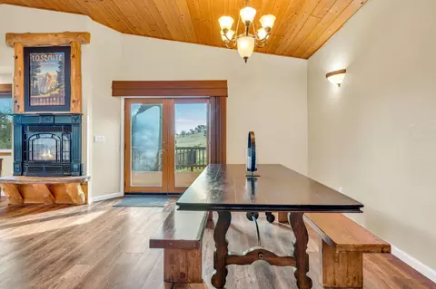 Dining - 2690 Willow Creek Trl, Cool, CA 95614 photo 2 of 4