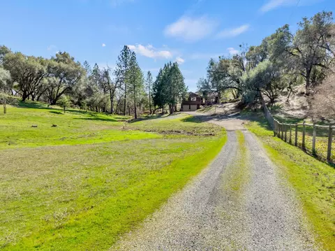 Exterior - 2690 Willow Creek Trl, Cool, CA 95614 photo 3 of 38