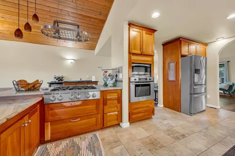 Kitchen - 2690 Willow Creek Trl, Cool, CA 95614 photo 3 of 8