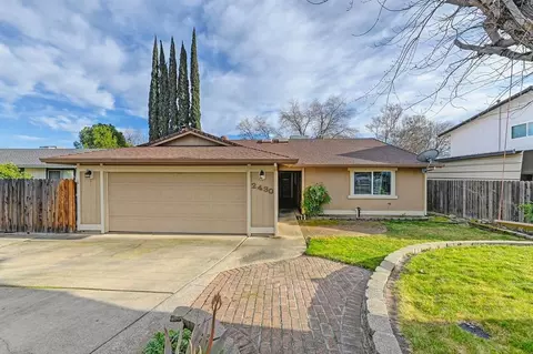 2430 Pinnacles Dr, Rocklin, CA 95677 photo 2