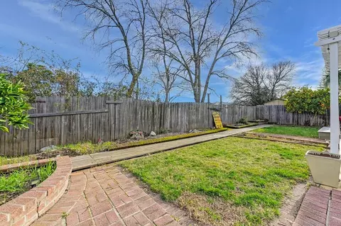 2430 Pinnacles Dr, Rocklin, CA 95677 photo 37