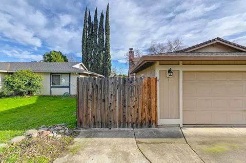 2430 Pinnacles Dr, Rocklin, CA 95677 photo 4