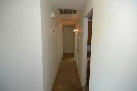 Entry Way - 415 East Ave, Gustine, CA 95322 photo 1 of 1