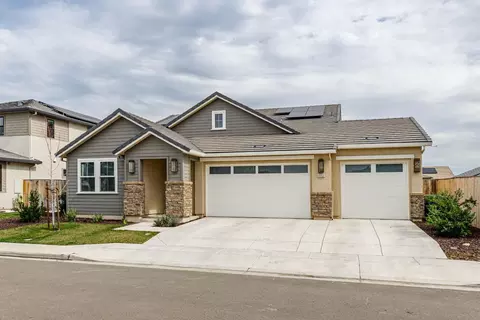 4352 Stargazer Ln, Modesto, CA 95356 photo 2