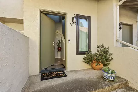 1653 W Swain Rd, Stockton, CA 95207