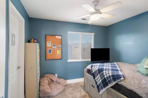 Bedroom - 4145 Pathway Ln, Turlock, CA 95382 photo 2 of 5