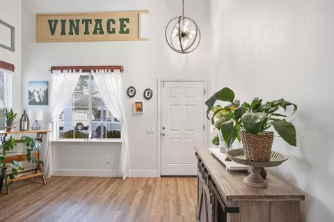 Entry Way - 4145 Pathway Ln, Turlock, CA 95382 photo 1 of 5