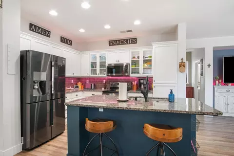 Kitchen - 4145 Pathway Ln, Turlock, CA 95382 photo 2 of 4