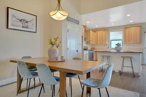 Dining - 135 Hillside Pl, Jackson, CA 95642 photo 3 of 5