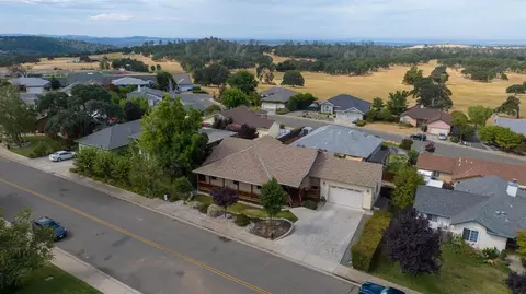 View/Area - 135 Hillside Pl, Jackson, CA 95642 photo 2 of 10