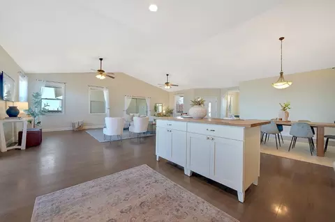 Entry Way - 135 Hillside Pl, Jackson, CA 95642 photo 1 of 2
