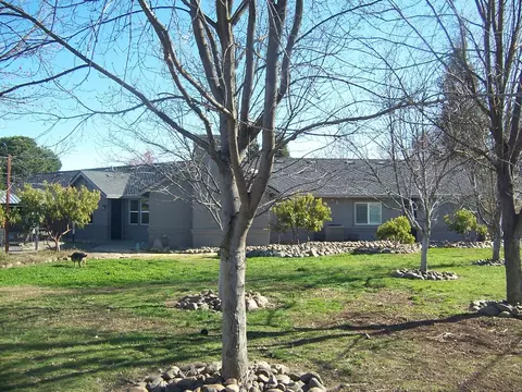Exterior - 4492 Merced Falls Rd, Snelling, CA 95369 photo 9 of 26