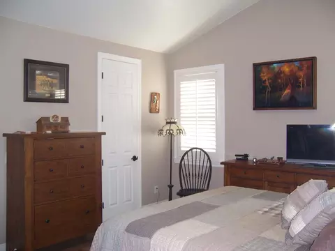 Bedroom - 4492 Merced Falls Rd, Snelling, CA 95369 photo 3 of 4