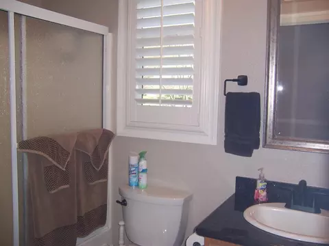 Bath - 4492 Merced Falls Rd, Snelling, CA 95369 photo 2 of 6