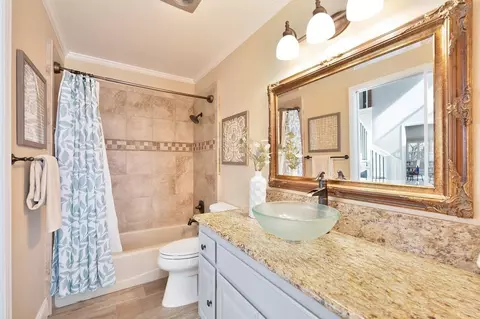 Bath - 3041 Fallen Leaf Rd, Cameron Park, CA 95682 photo 2 of 9