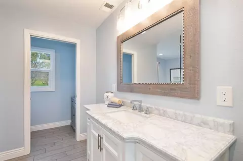 Bath - 3041 Fallen Leaf Rd, Cameron Park, CA 95682 photo 5 of 9