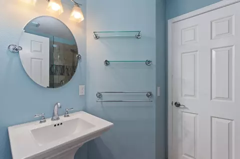 7033 Pine View Dr, Folsom, CA 95630 photo 21
