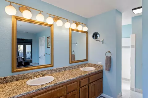 7033 Pine View Dr, Folsom, CA 95630 photo 27