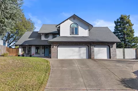 7033 Pine View Dr, Folsom, CA 95630 photo 2
