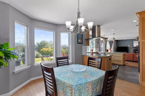 7033 Pine View Dr, Folsom, CA 95630 photo 10