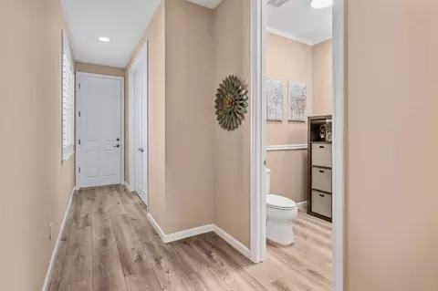 Entry Way - 392 Tornga Dr, Ripon, CA 95366 photo 5 of 11