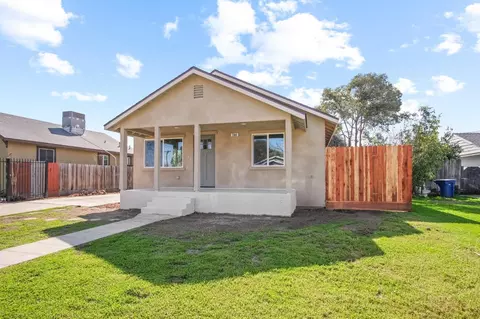 744 W 12th St, Merced, CA 95341 photo 1